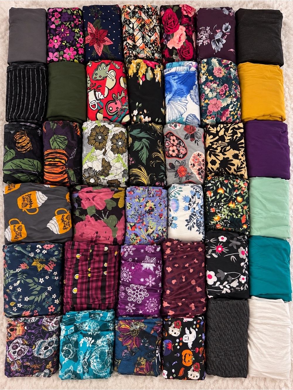 Lot of 55 leggings and tunic tops